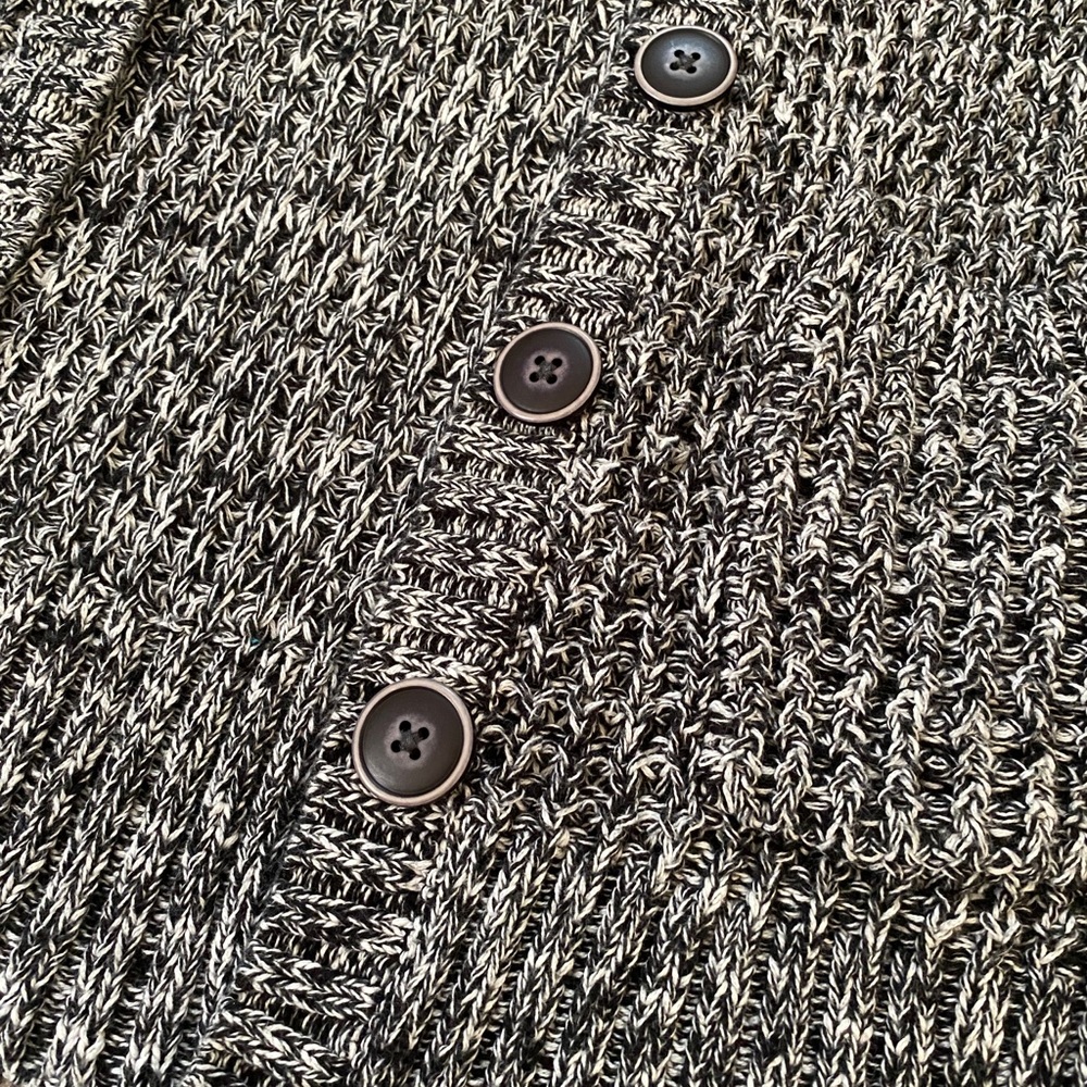American Eagle Black & White Cardigan - Picture 2 of 5
